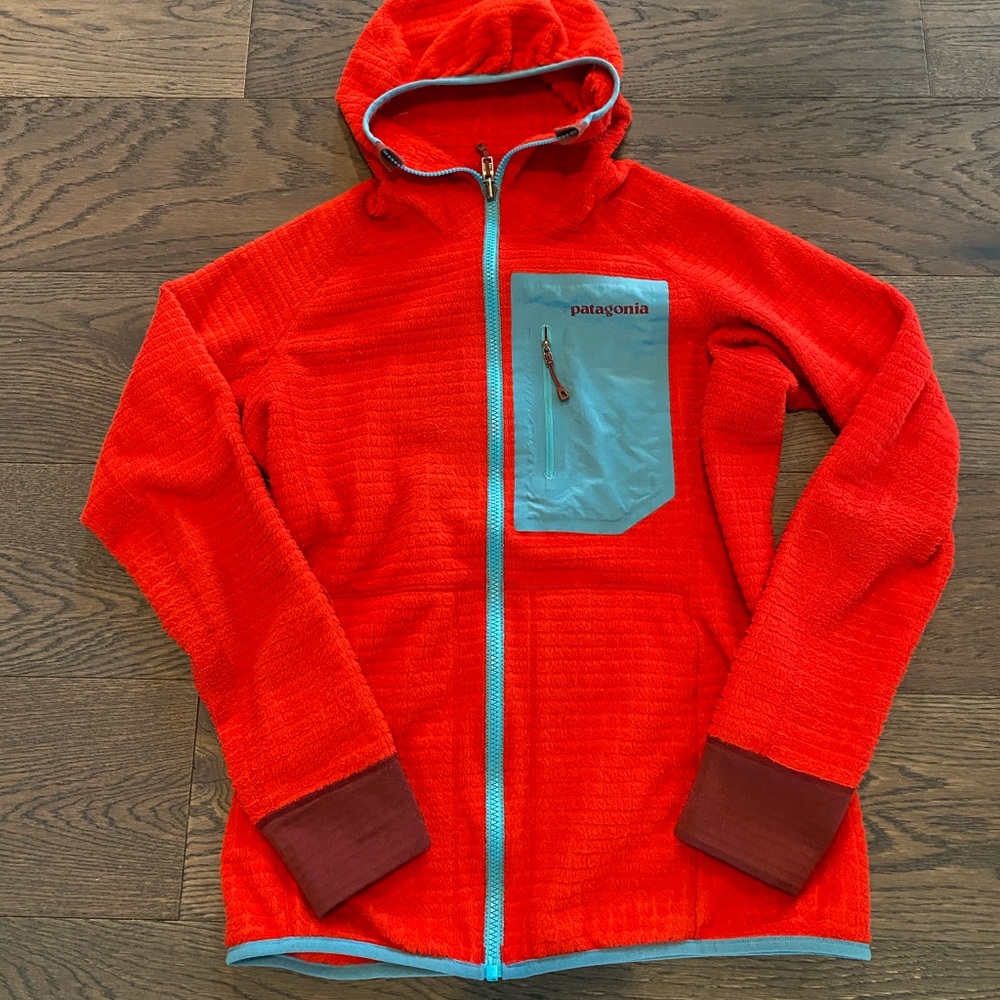 SOLD ⭕️ Patagonia Reversible Jacket